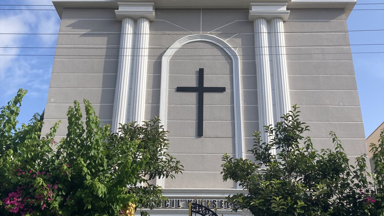 Lara Church