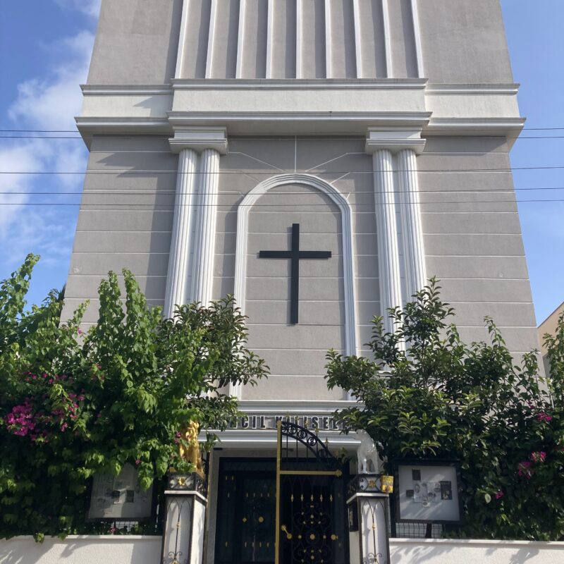 Lara Church